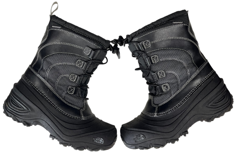 Load image into Gallery viewer, Used The North Face Size 2 Winter Boots
