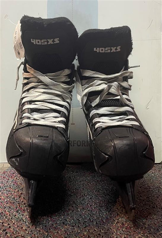 Used Tron 405XS Senior Size 8.5 Senior Hockey Skates