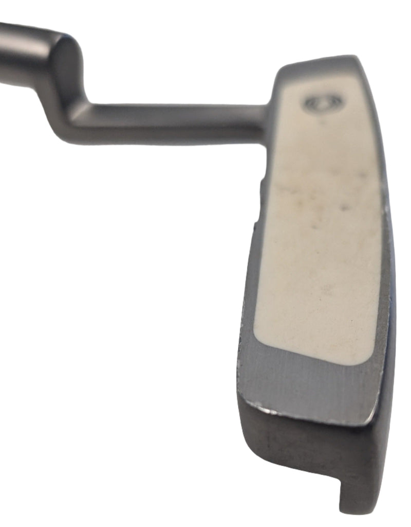 Load image into Gallery viewer, Used Odyssey Divine 32.5&quot; Right Handed Putter
