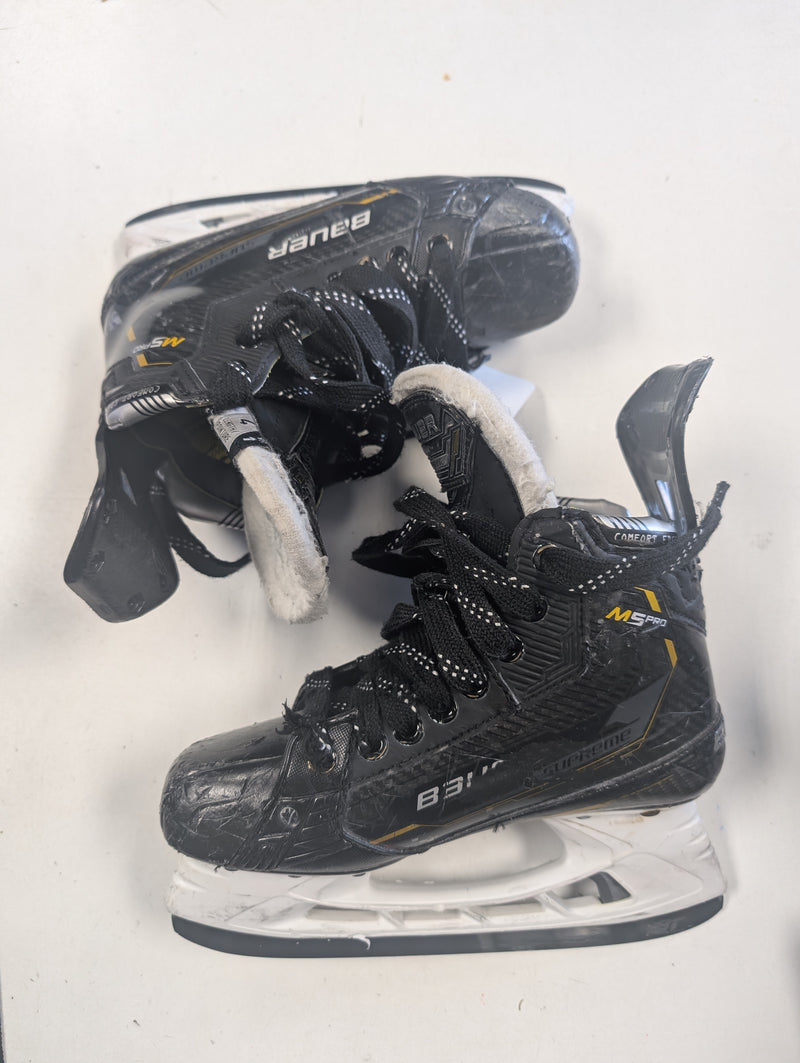 Load image into Gallery viewer, Used Bauer Supreme M5 Pro Size 4 Fit 1 Hockey Skates
