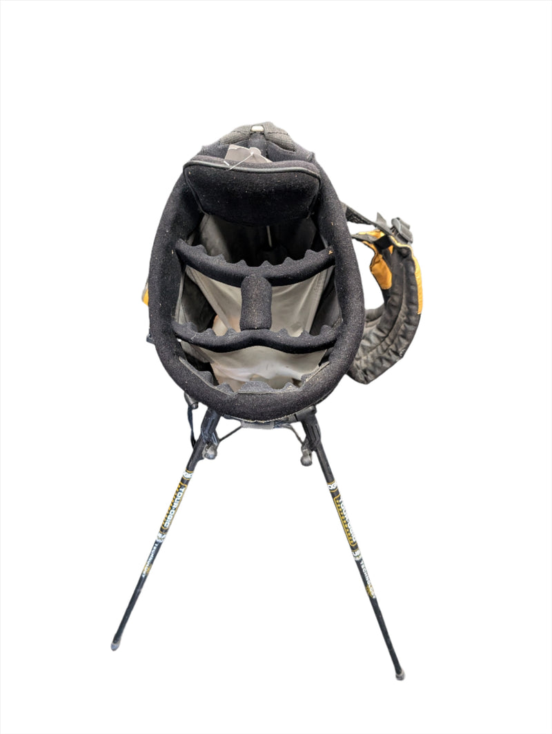 Load image into Gallery viewer, Ogio O-Zone Miller Genuine Draft Golf Carry Bag
