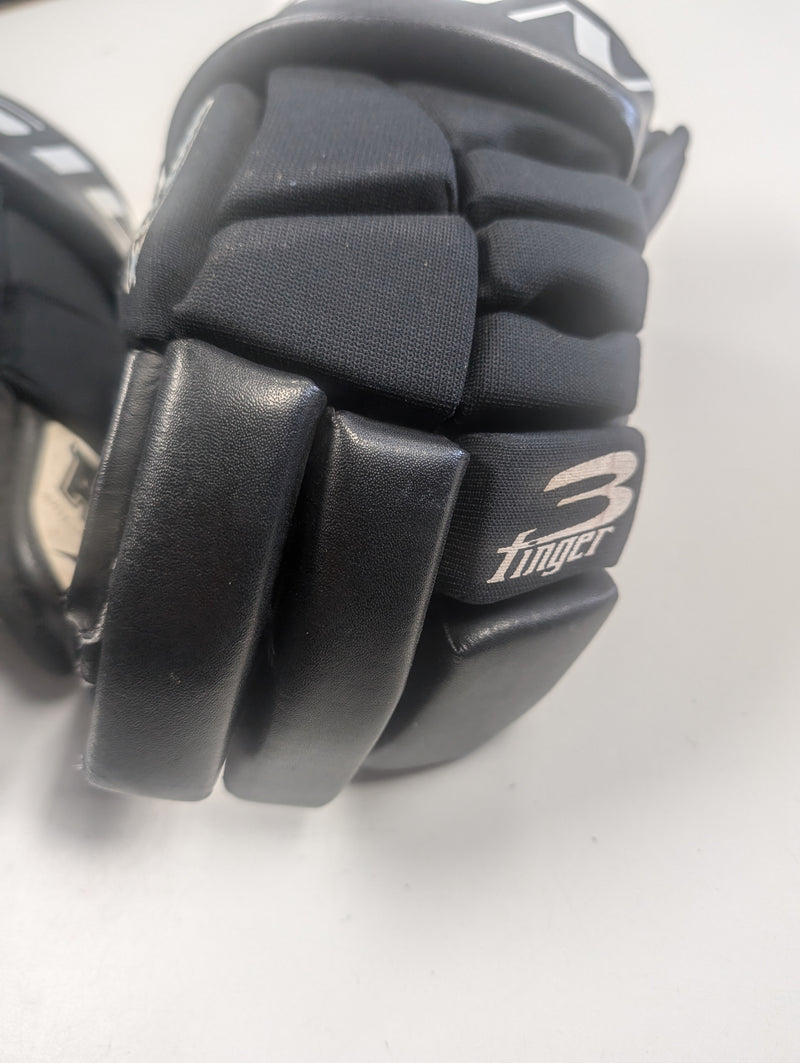 Load image into Gallery viewer, Used Mission Matrix Senior Hockey Gloves
