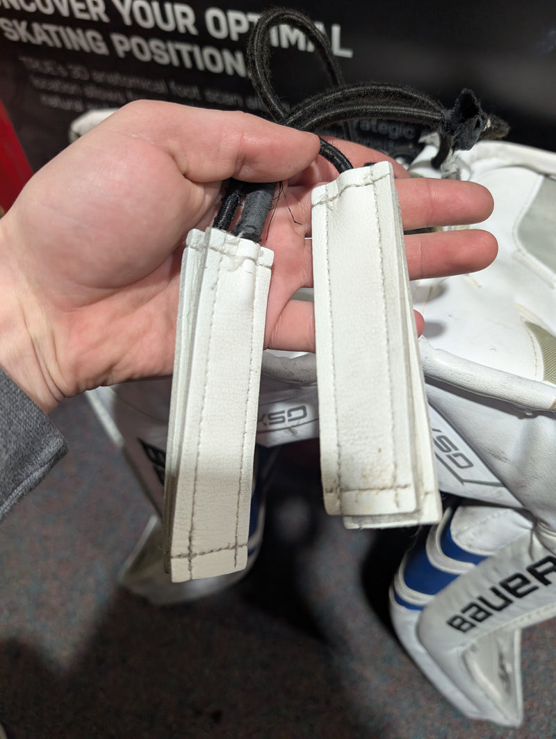 Load image into Gallery viewer, Used Bauer GSX Junior Medium Hockey Goalie Leg Pads
