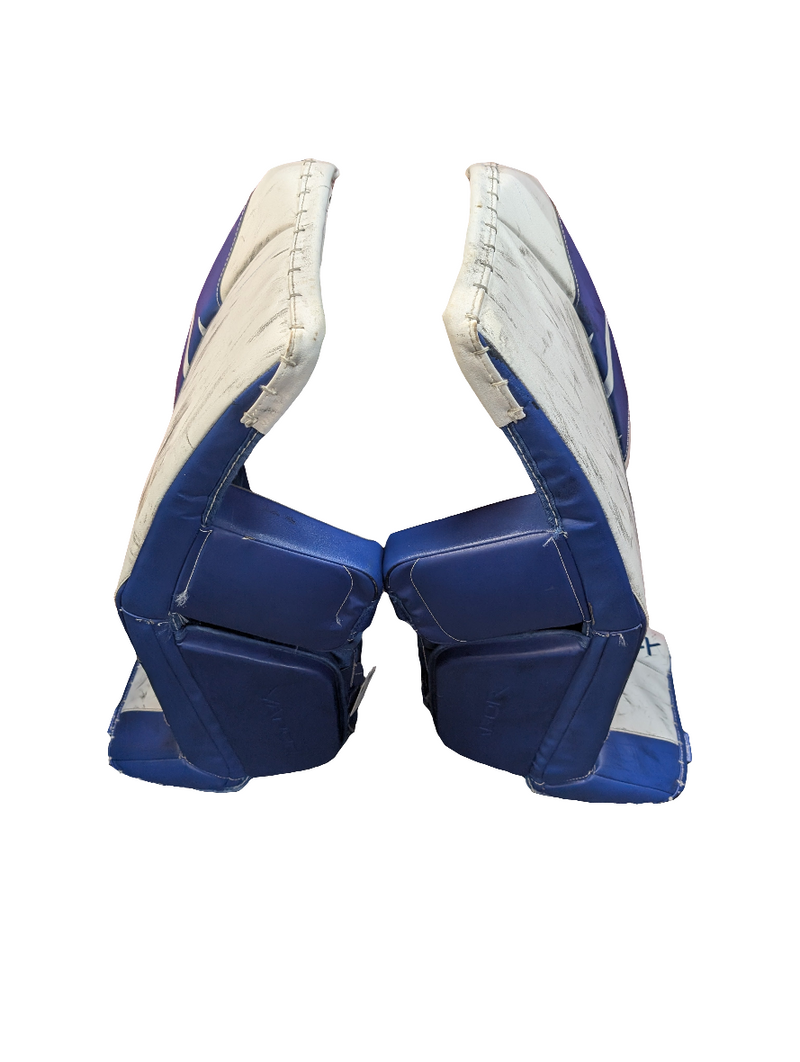 Load image into Gallery viewer, Used Bauer Vapor 3X Senior Large Hockey Goalie Pads
