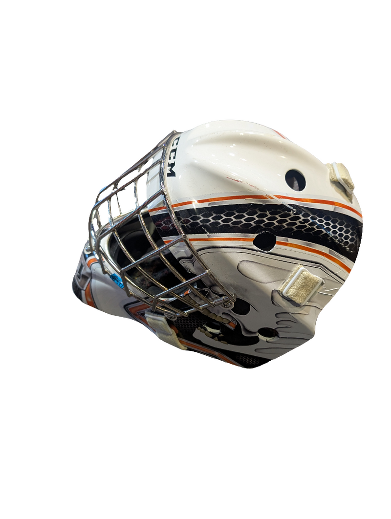 Load image into Gallery viewer, Used CCM GFL1.5 Senior Hockey Goalie Helmet
