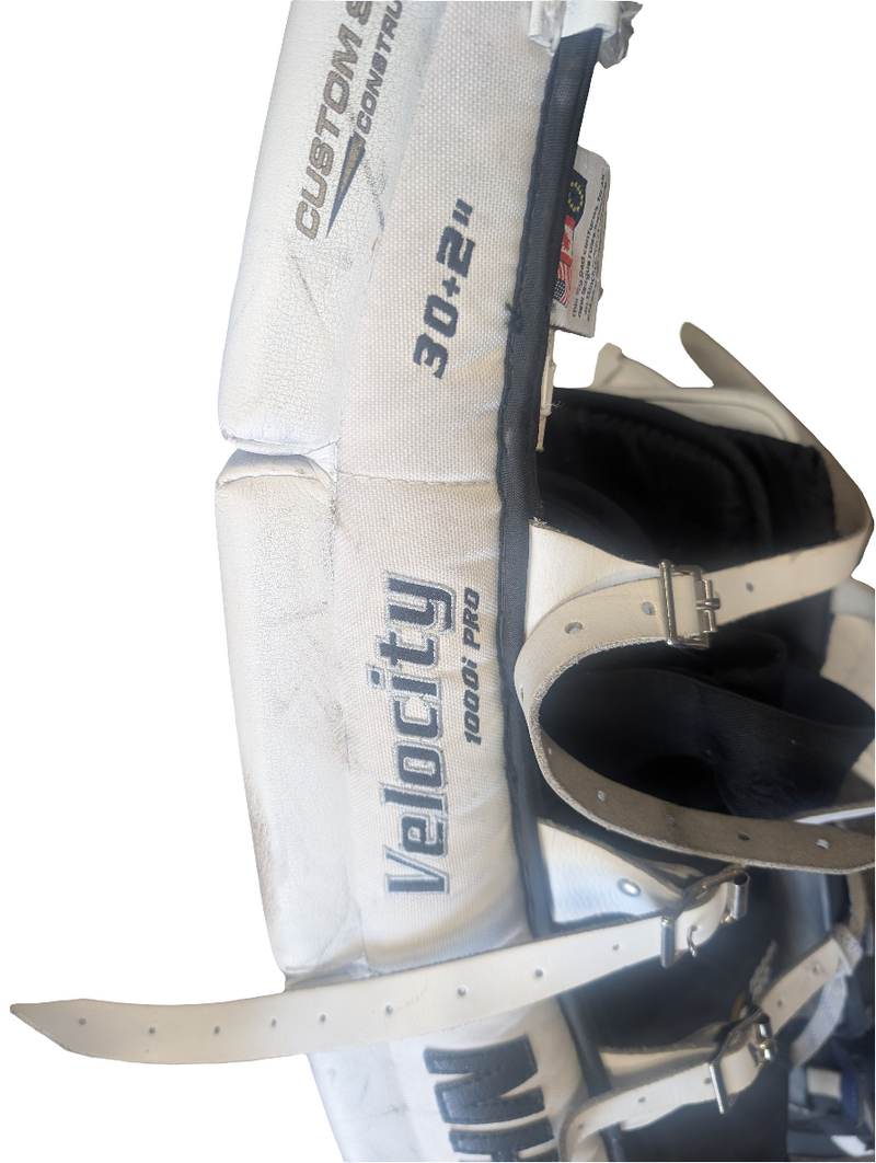 Load image into Gallery viewer, Used Vaughn Velocity V6 1000I Pro 30+2&quot; INT. Hockey Goalie Pads
