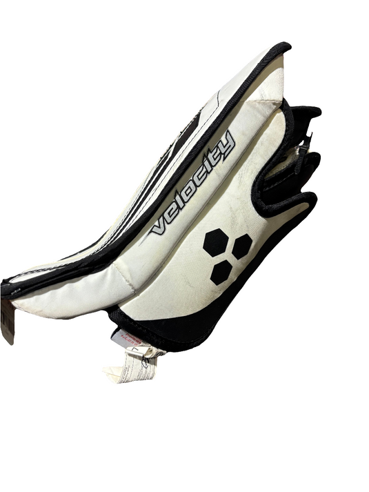 Used Vaughn VE8 Full Right Youth Goalie Blocker