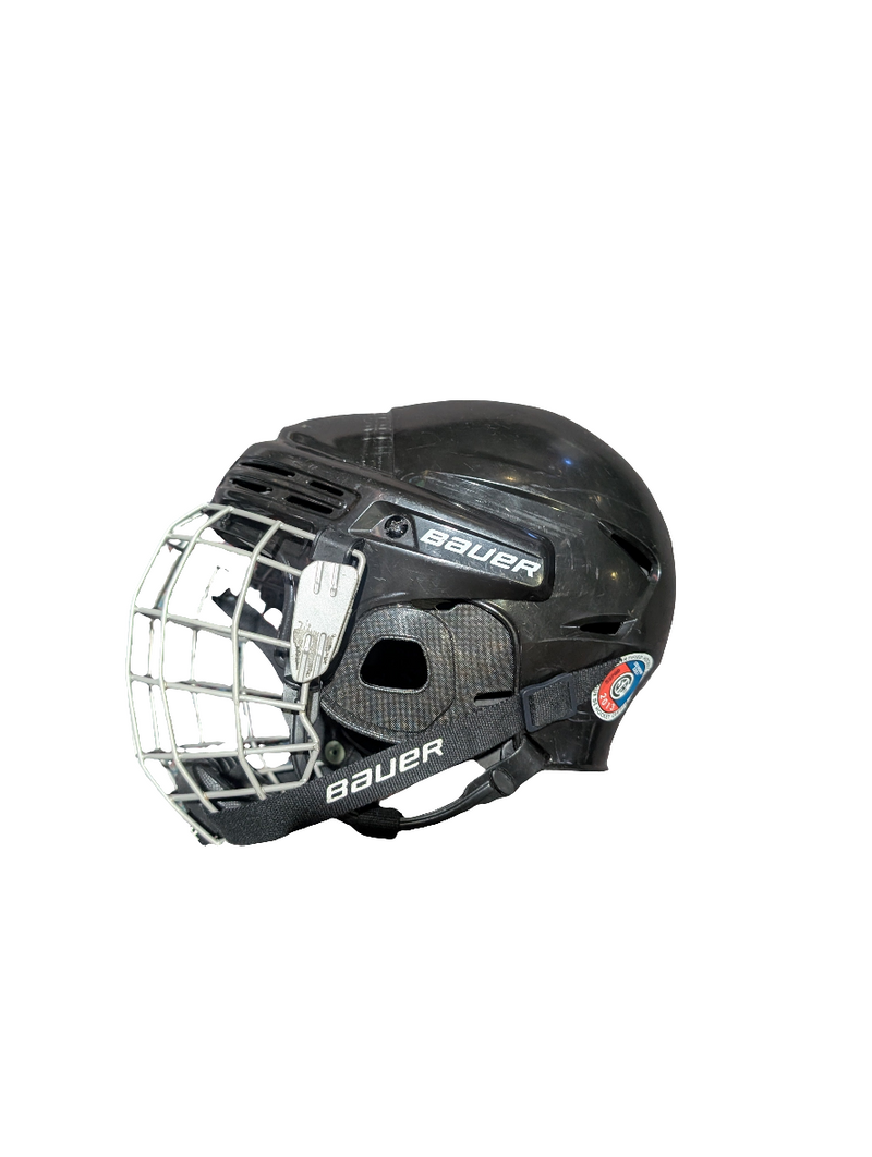 Load image into Gallery viewer, Used Bauer 2100 Junior Hockey Helmet Combo
