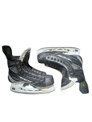 Used CCM Ribcor 76K Size 4.5EE Junior Hockey Skates