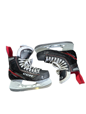Used CCM Jetspeed FT455 Intermediate Size 6R Hockey Skates