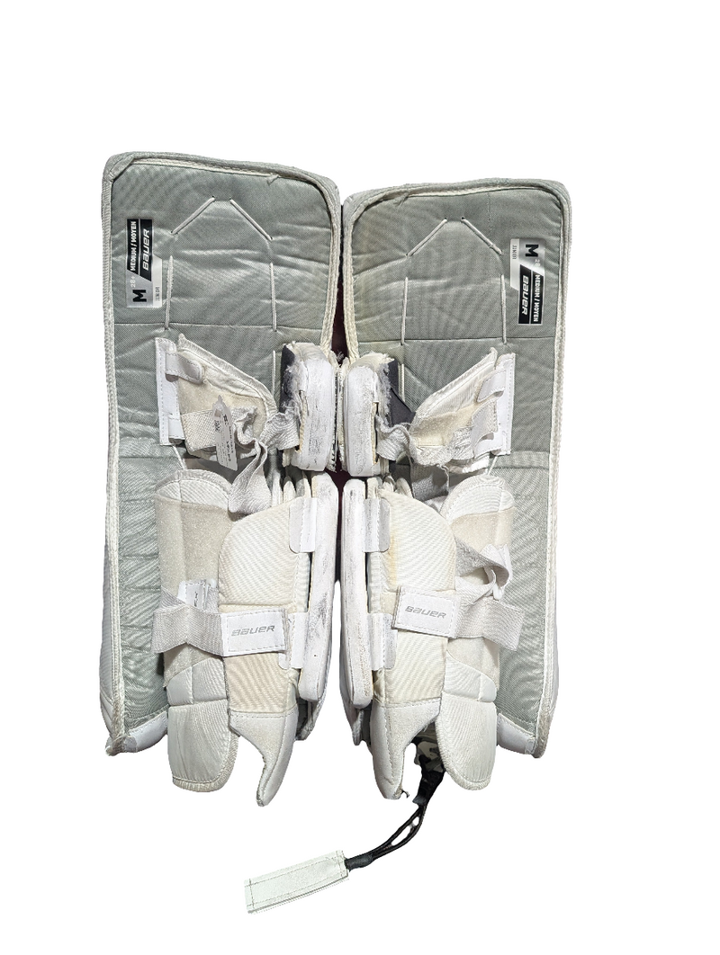 Load image into Gallery viewer, Used Bauer GSX Junior Medium Hockey Goalie Leg Pads
