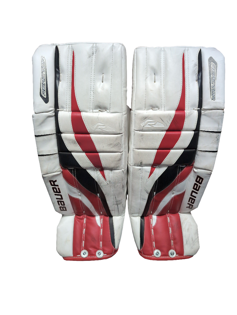 Load image into Gallery viewer, Used Bauer Reactor 2000 30+1&quot; Junior Hockey Goalie Leg Pads
