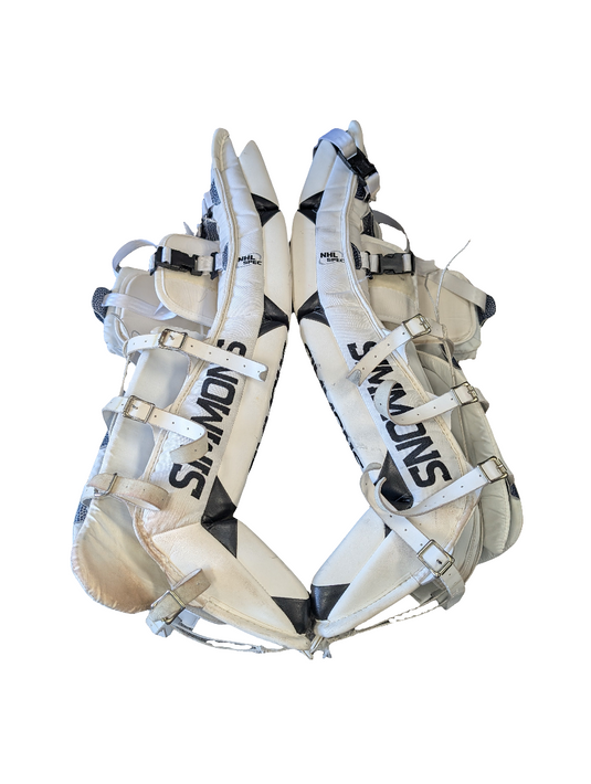 Used Simmons Ultra Light 5 32+2" Senior Hockey Goalie Pads