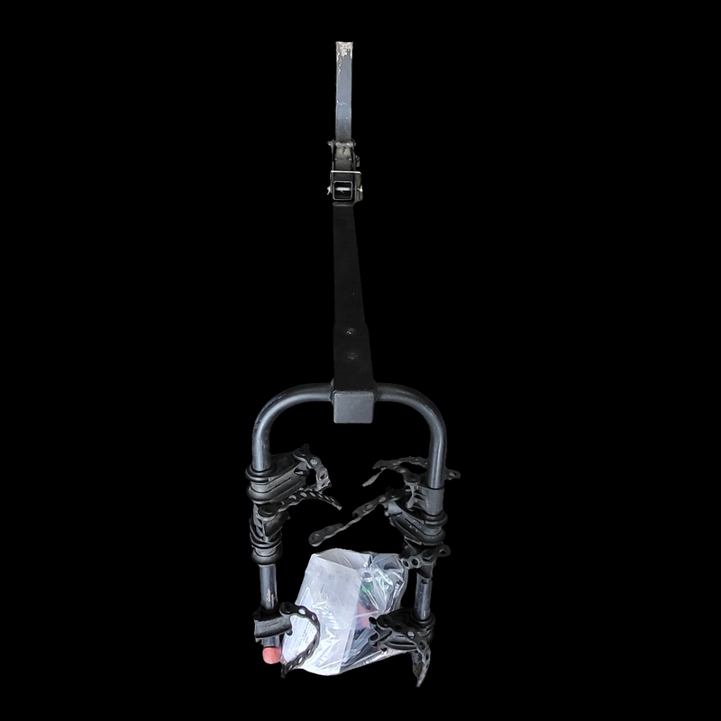 Load image into Gallery viewer, Used Yakima 4 Tow Hitch Bike Rack
