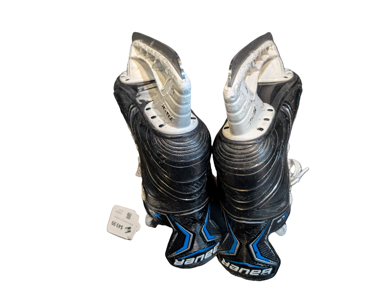 Load image into Gallery viewer, Used Bauer XLP Senior Size 7 Hockey Skates
