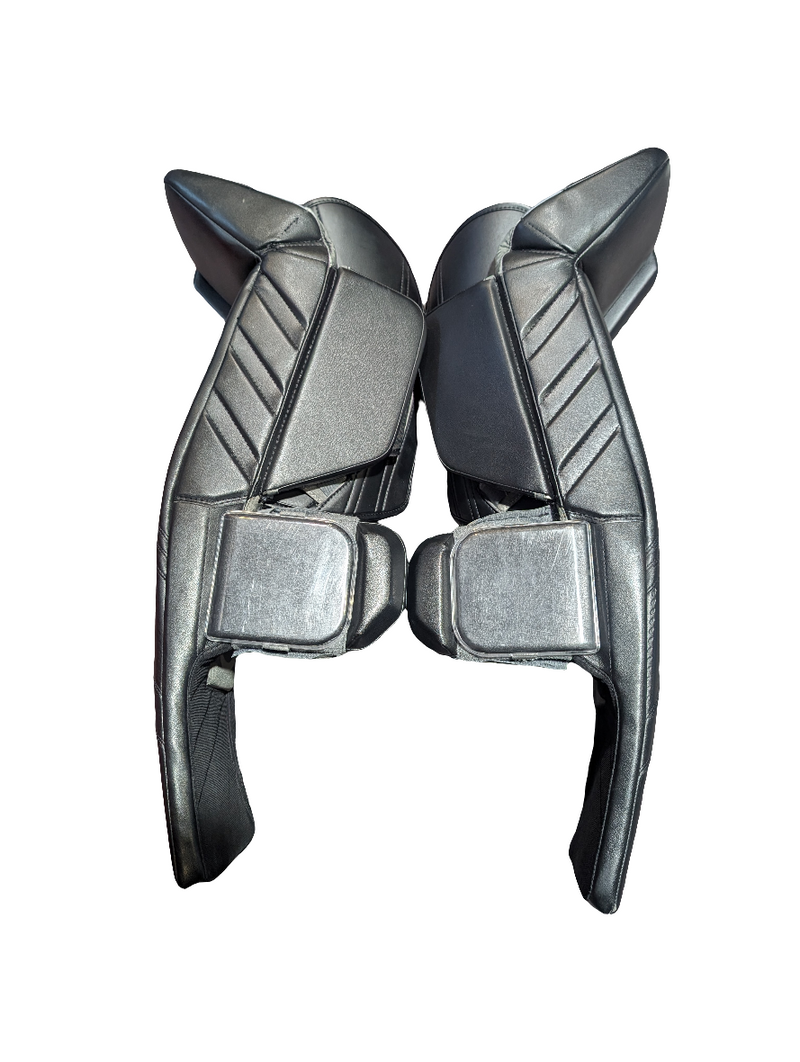 Load image into Gallery viewer, Used Warrior Ritual G6E+ Senior 35+1.5&quot; Goalie Leg Pads
