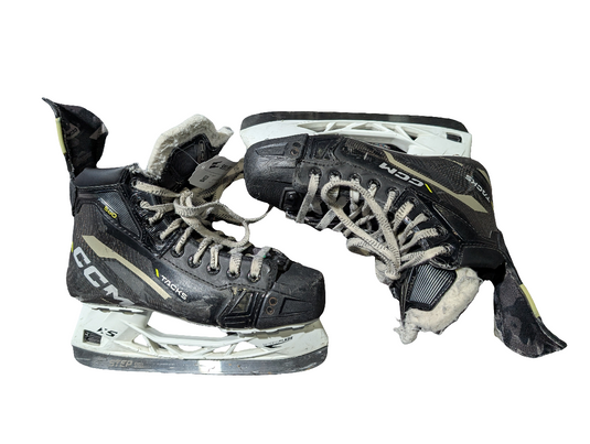 Used CCM Tacks AS-580 Intermediate Size 5.5 Hockey Skates