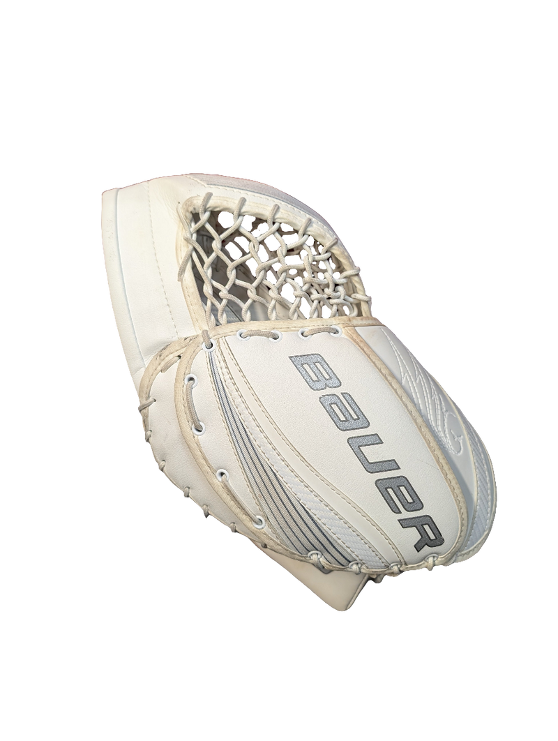 Load image into Gallery viewer, Used Bauer Rx8 Limited edition White Sr Goalie Glove Reg
