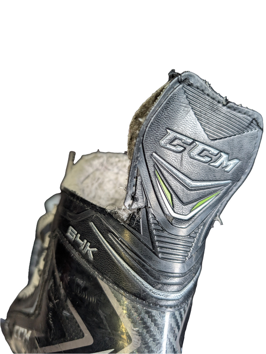 Used CCM Ribcor 64K Size 2D Junior Hockey Skates