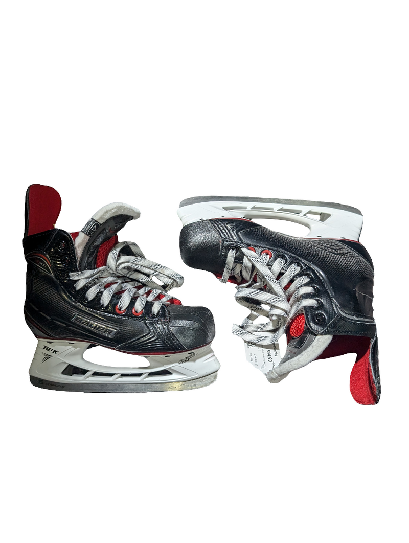 Load image into Gallery viewer, Used Bauer Vapor X500 Size 4D Junior Hockey Skates
