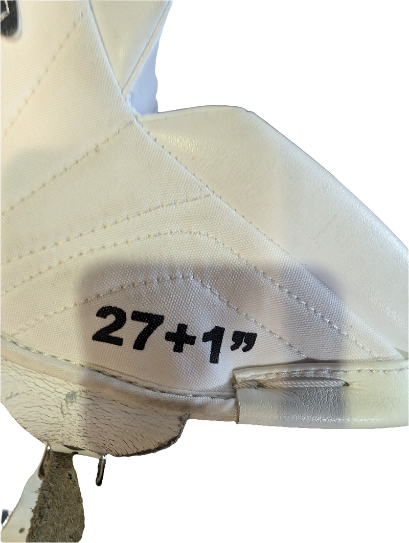 Load image into Gallery viewer, Used Brians NetZero Jr. Goalie Leg Pads
