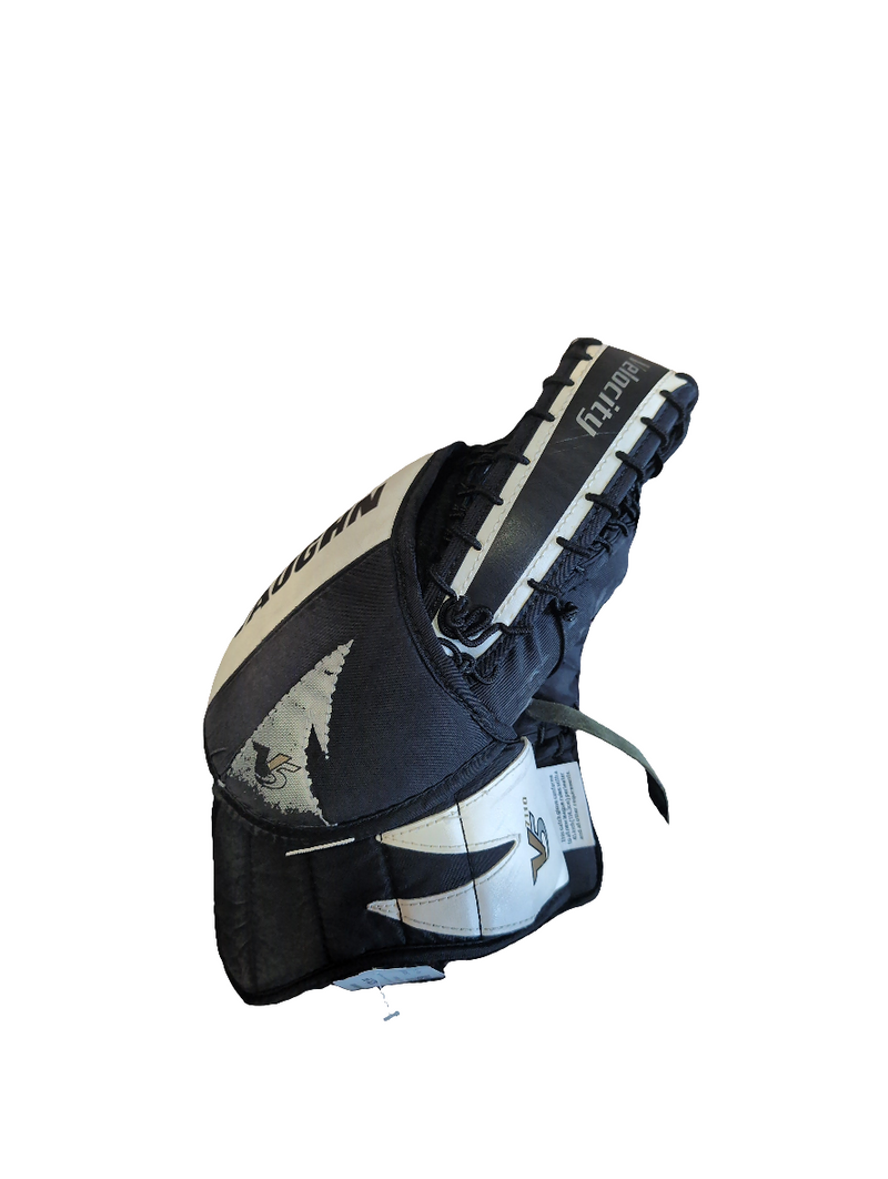 Load image into Gallery viewer, Used Vaughn Velocity V5 7110 Youth Sized Regular Hockey Goalie Glove
