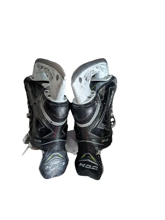 Used CCM Ribcor 64K Size 2D Junior Hockey Skates