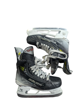 Used Bauer Vapor Hyperlite 2 Size 6 Fit 3 Intermediate Hockey Skates