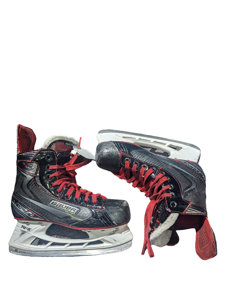 Load image into Gallery viewer, Used Bauer Vapor Black/Red x2.7 Hockey Skates
