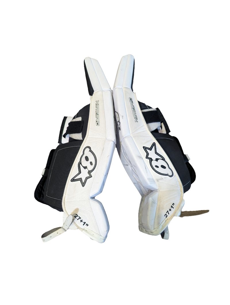 Load image into Gallery viewer, Used Brians NetZero Jr. Goalie Leg Pads
