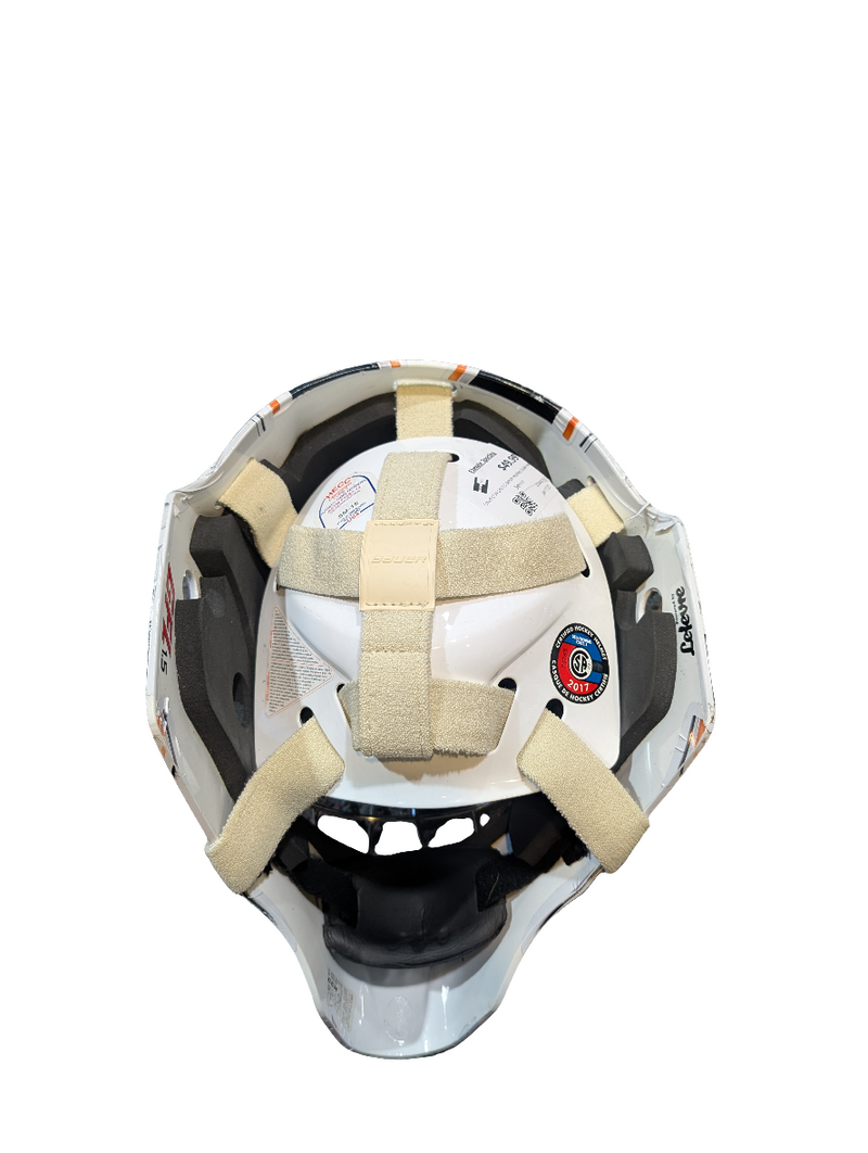 Load image into Gallery viewer, Used CCM GFL1.5 Senior Hockey Goalie Helmet
