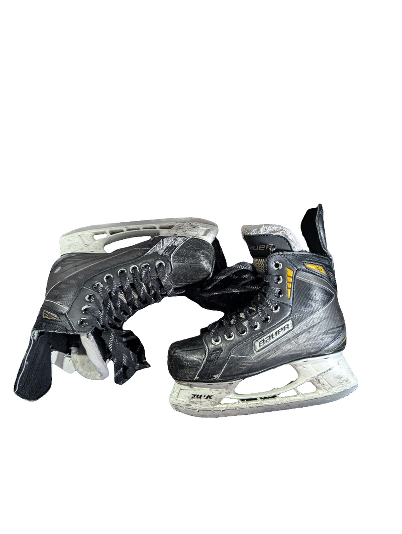 Load image into Gallery viewer, Used Bauer Supreme 150 Size 3D Junior Hockey Skates
