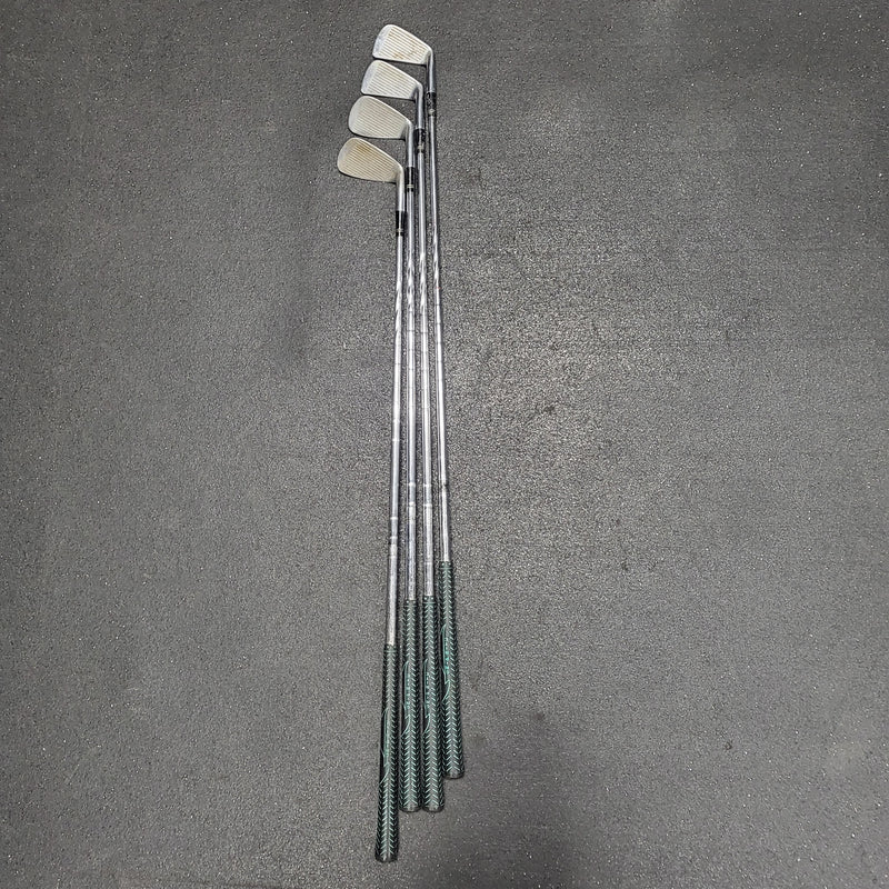 Load image into Gallery viewer, Used Wilson 1200 Iron Set - Left Handed
