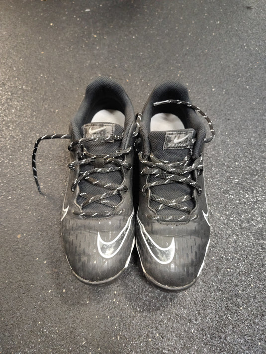 Used Nike Diamond Softball Cleats Size 5