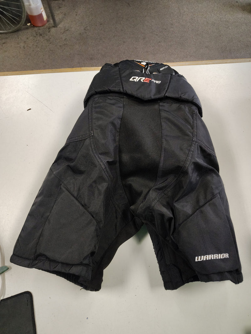 Load image into Gallery viewer, Used Warrior Covert QRE Pro Hockey Pants Jr Small
