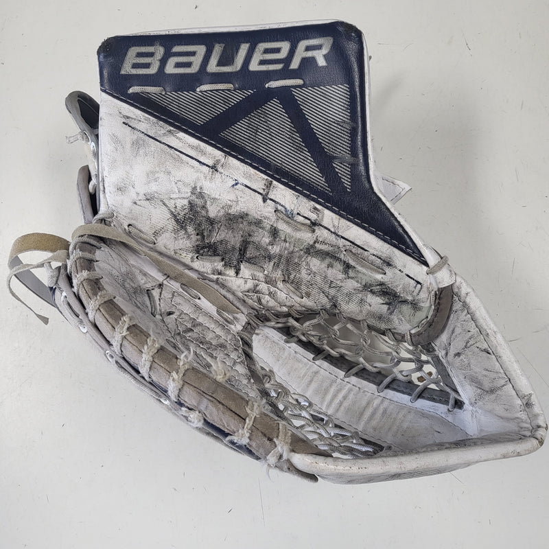 Load image into Gallery viewer, Used Bauer Supreme S170 Goalie Catch Hockey Glove
