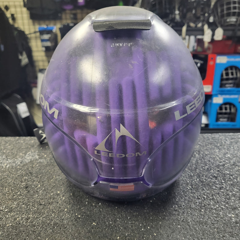 Load image into Gallery viewer, Used Leedom Size Small Ski Helmet
