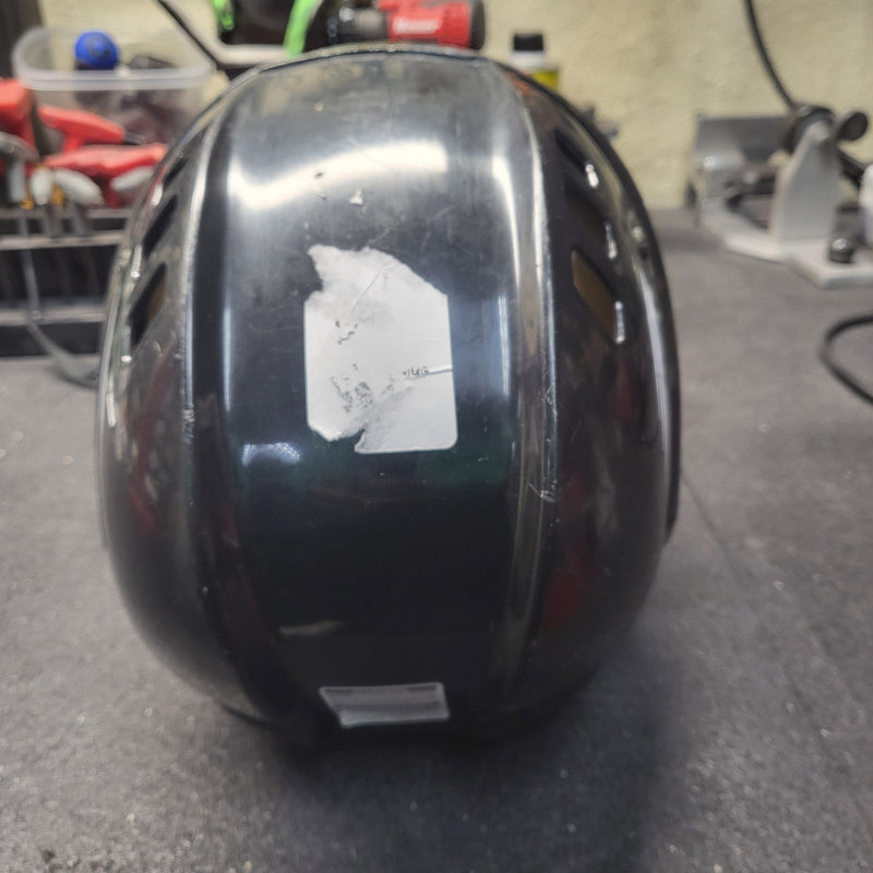 Load image into Gallery viewer, Used Bauer HH1000 Hockey Helmet Large
