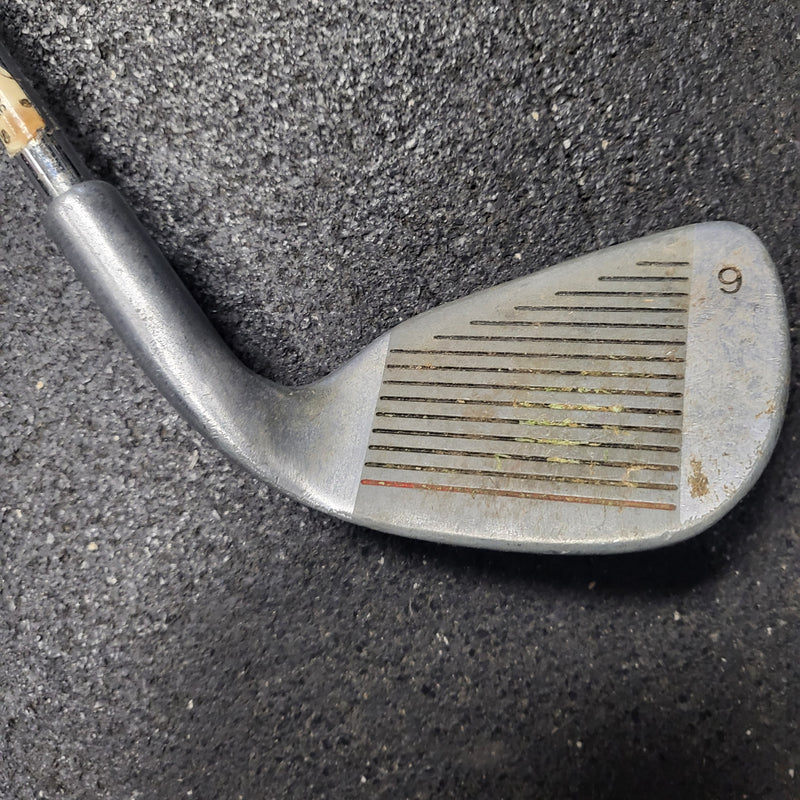 Load image into Gallery viewer, Used Knight Tour Connexion 9 Iron - Left Handed
