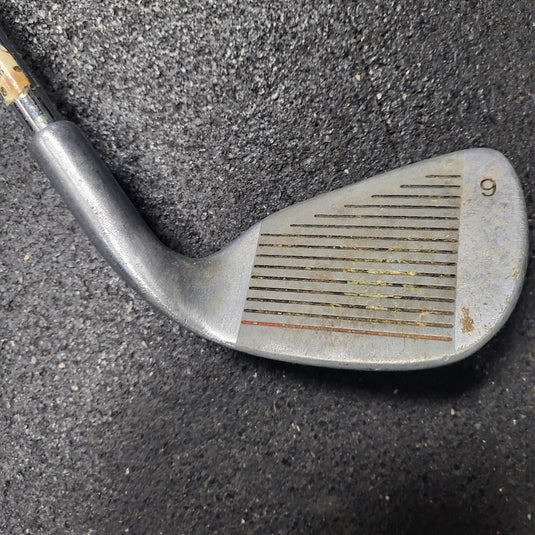 Used Knight Tour Connexion 9 Iron - Left Handed