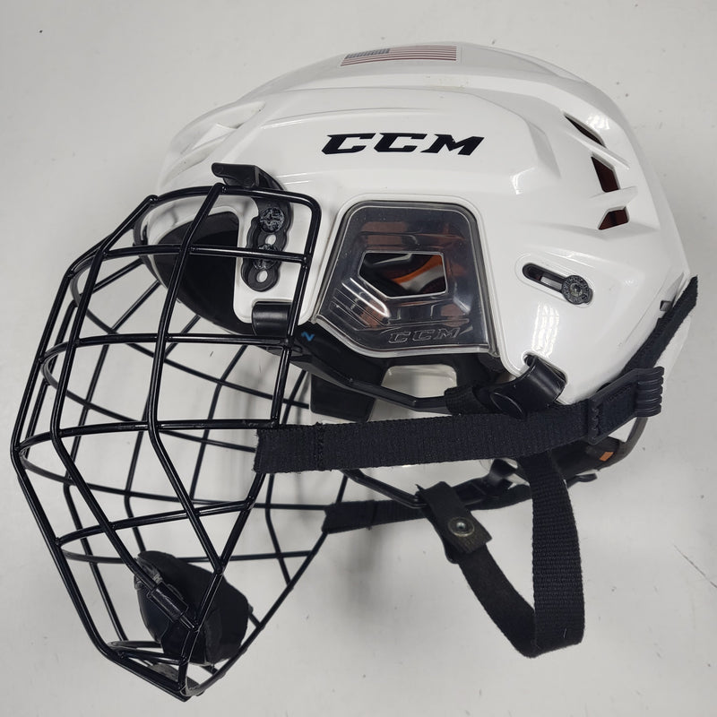 Load image into Gallery viewer, Used CCM Tacks 710 Hockey Helmet With Cage - Size: Medium
