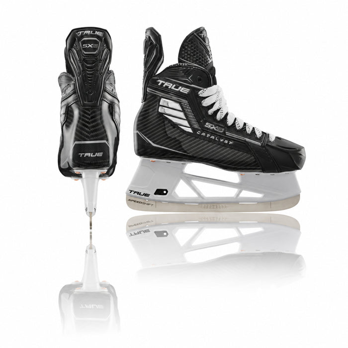Load image into Gallery viewer, True Catalyst 5X6 Hockey Skates
