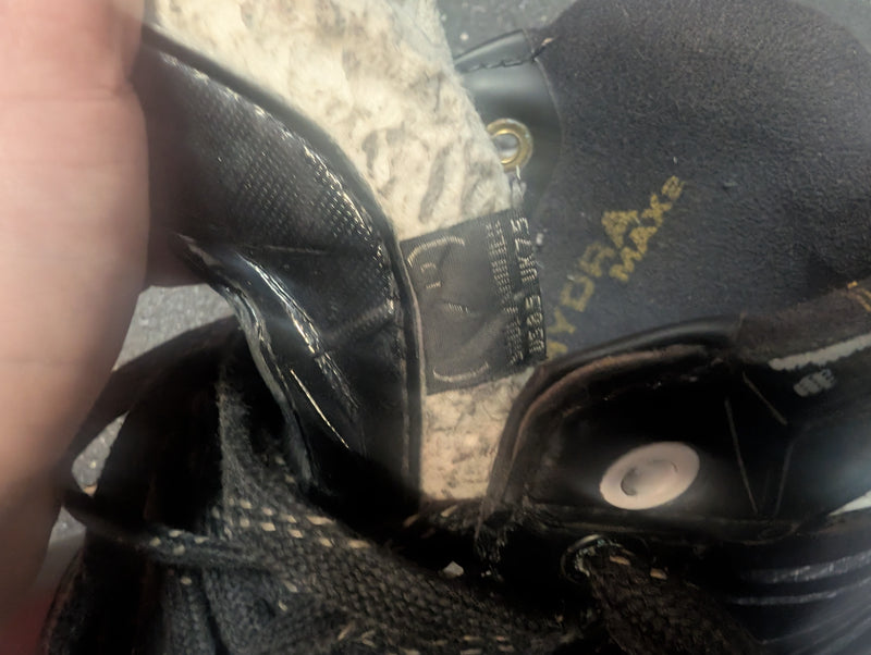 Load image into Gallery viewer, Used Bauer Supreme S190 Senior Size 7D Hockey Goalie Skates
