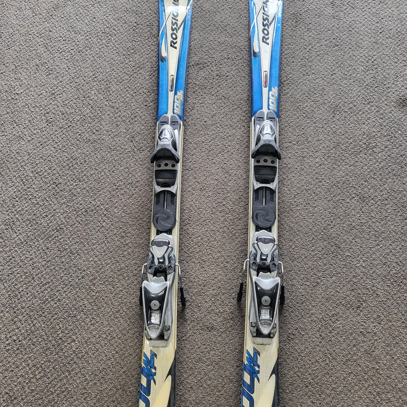 Load image into Gallery viewer, Used Rossignol Easy Drive 100 WXPI 154cm Downhill Skis
