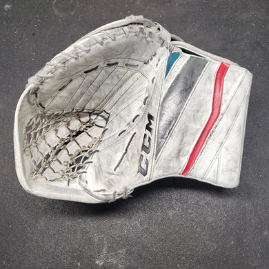 Used Regular CCM E-Flex E3.9 Intermediate Goalie Glove