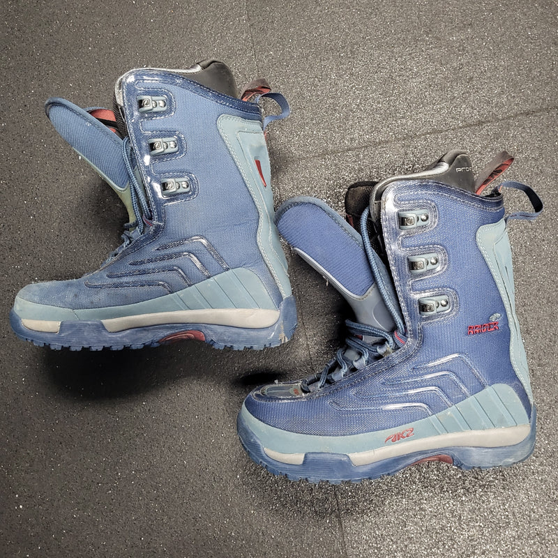 Load image into Gallery viewer, Used K2 Raider Snowboard Boots - Size: 9
