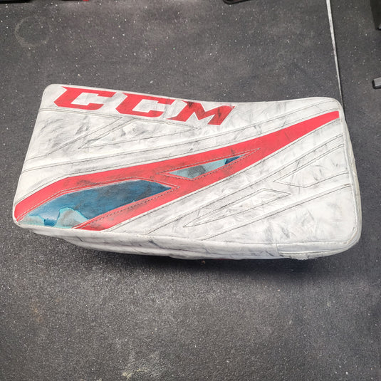 Used CCM E-Flex E4.9 Intermediate Goalie Blocker