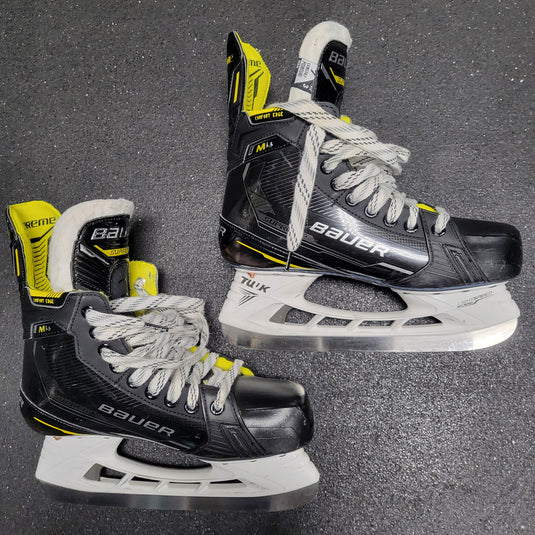 Used Bauer Supreme M4 Hockey Skates - Size: 7 Fit: 3