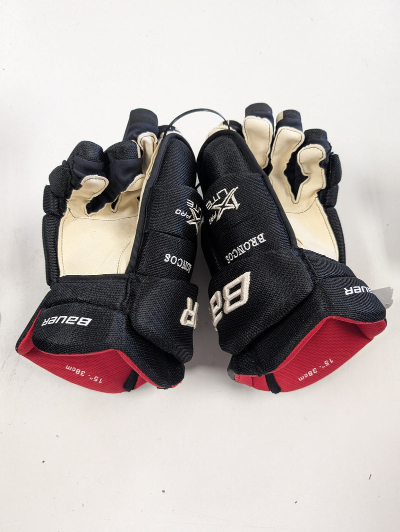 Load image into Gallery viewer, Used Western Michigan Bauer Vapor 1XPRO LITE Pro Stock Senior 15&quot; Hockey Gloves

