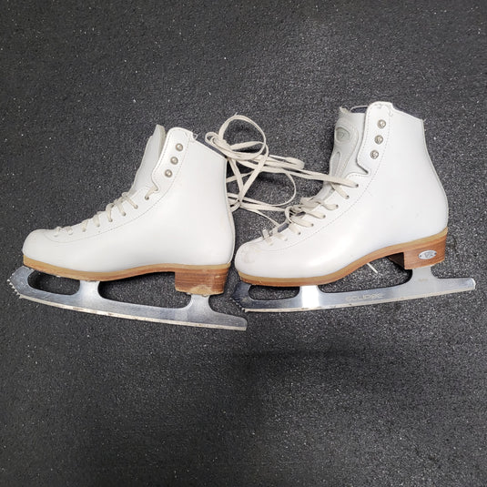 Used Riedell 29 Edge Figure Skates - Size: 2